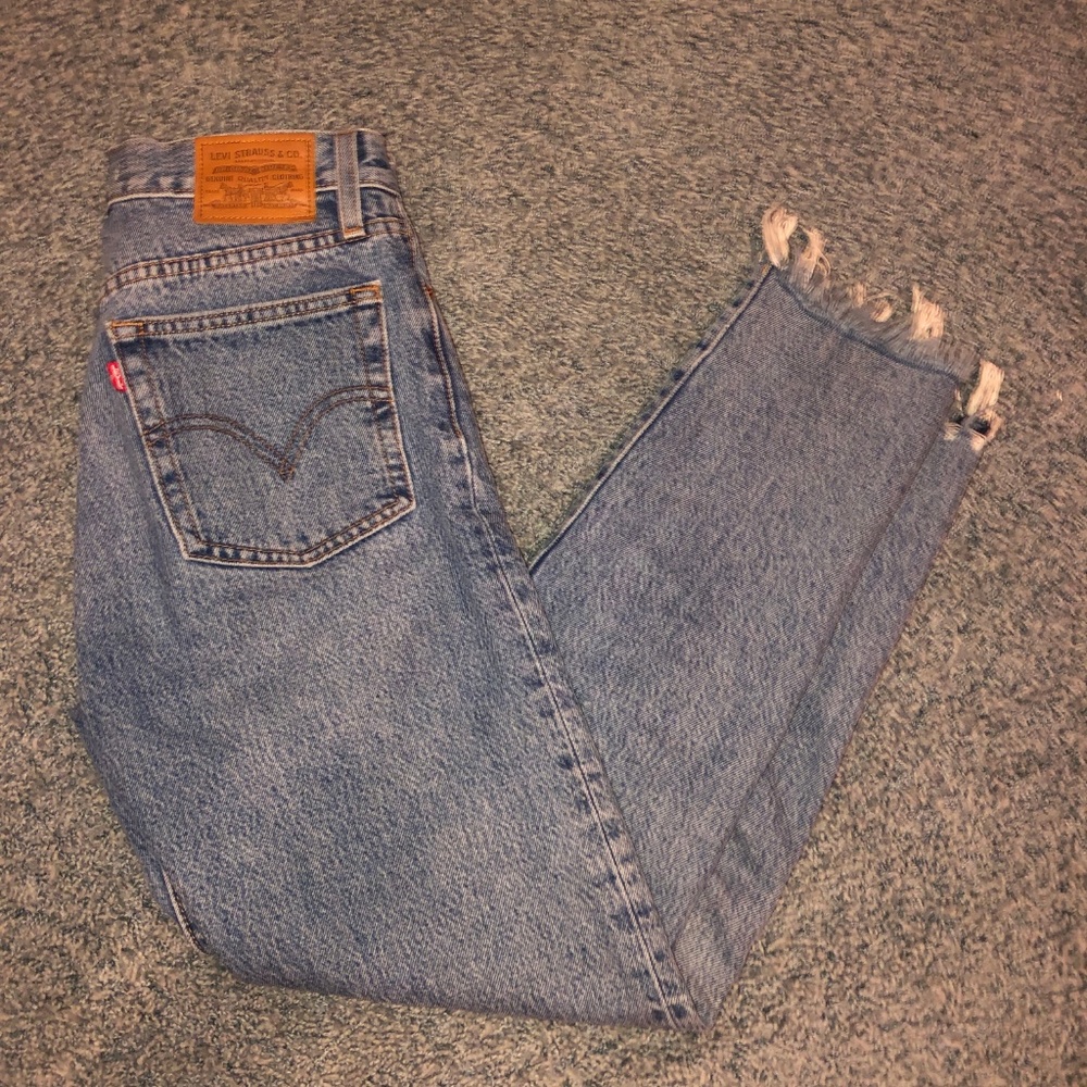 NWOT Levi's Wedgie style jeans